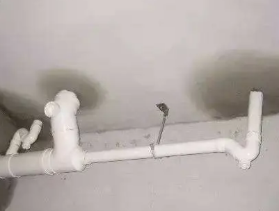 右江卫生间测漏水的几种情景